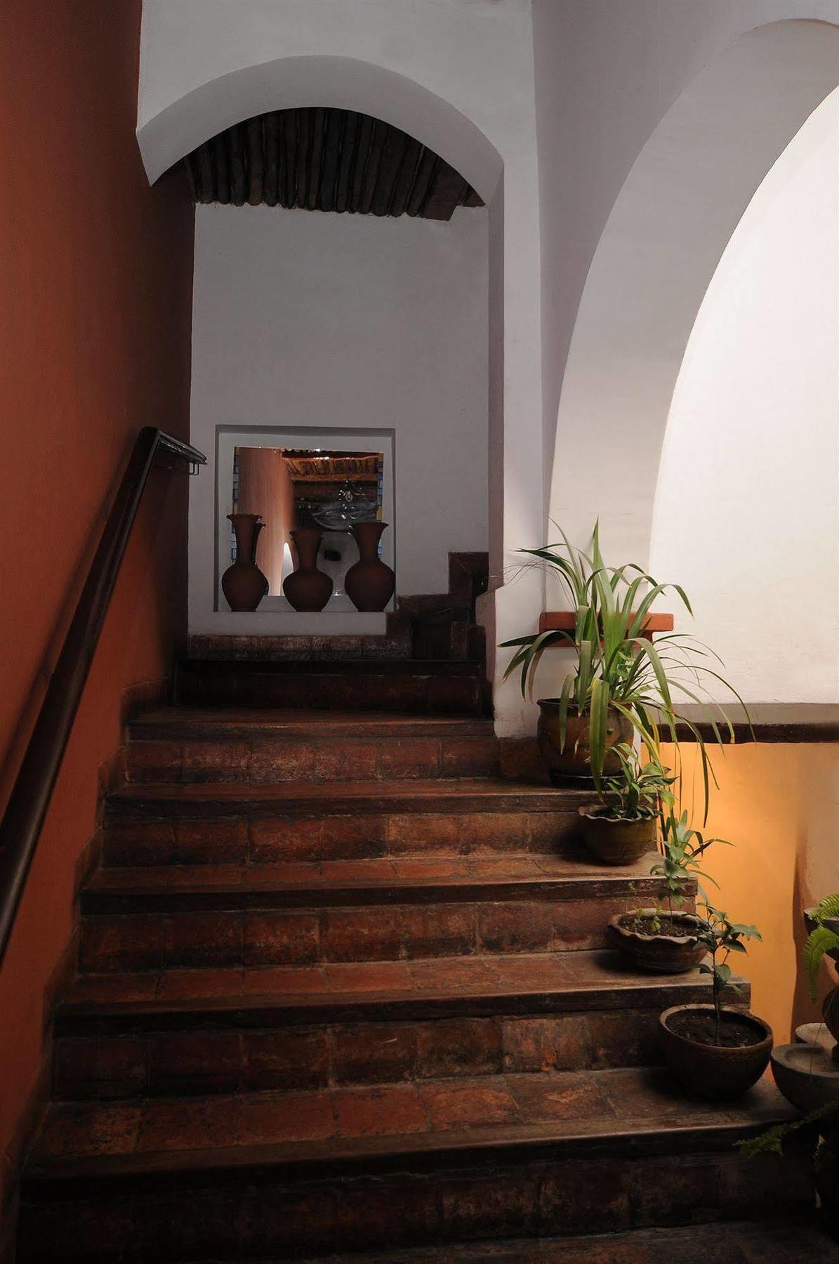 Hostal Recoleta Sur Sucre Bagian luar foto
